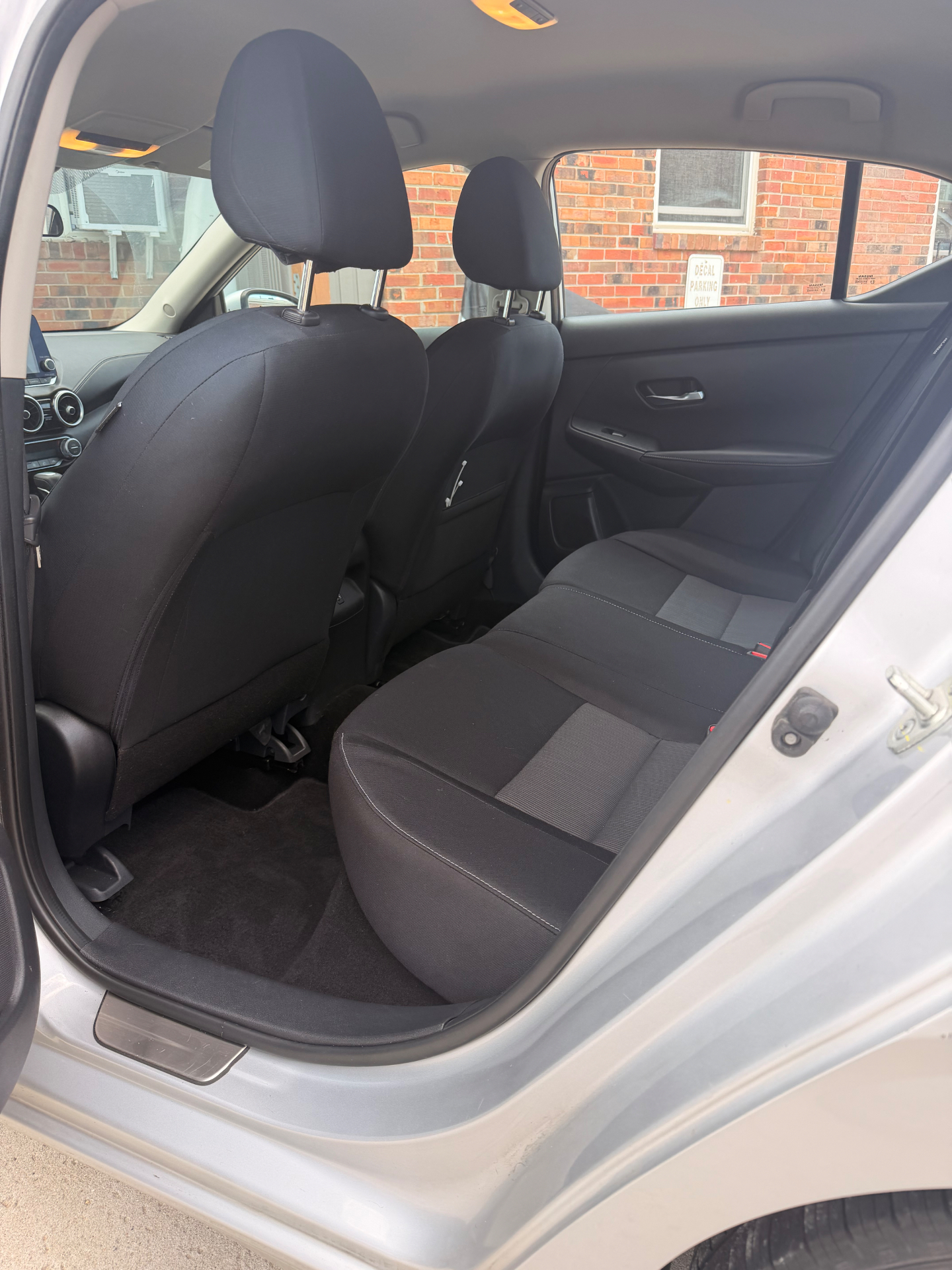 Car floor mats clean after vacuuming and carpet extraction